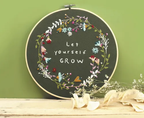 Borduurring Let Yourself Grow – DIY borduurpakket display