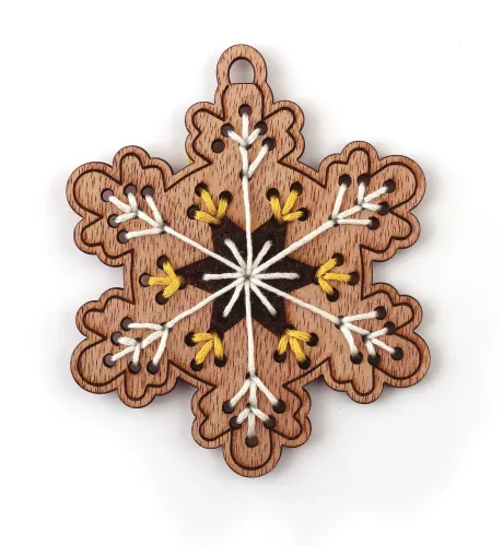 Houten borduurhanger sneeuwvlok