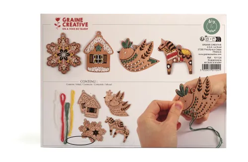 Set van 8 houten borduurhangers met 4 verschillende figuren, inhoud.